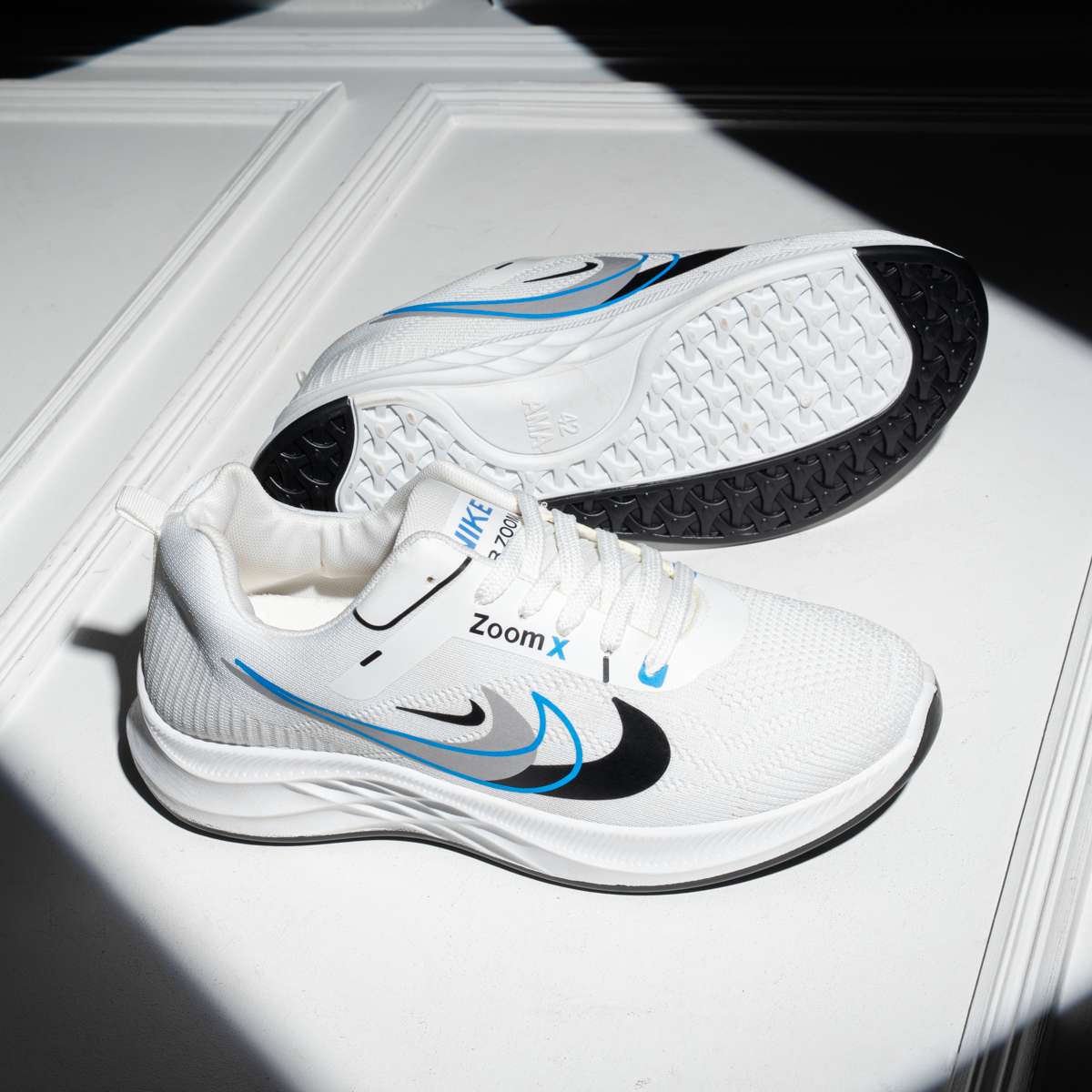 حذاء NIKE AIR ZOOM X – الأداء العالي يلتقي بالأناقة العصرية - الصورة 3