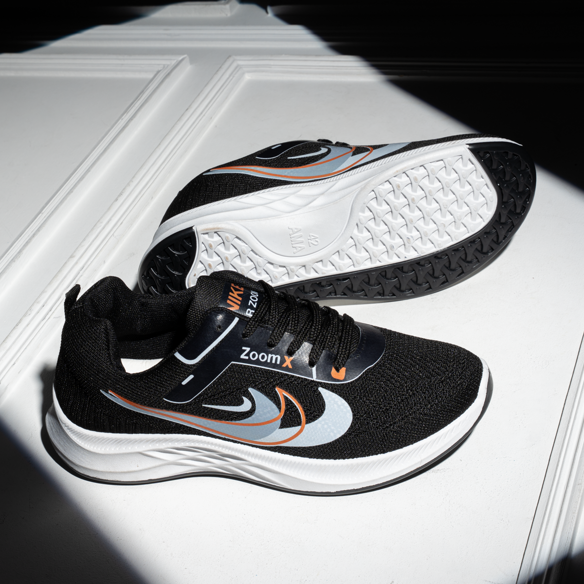حذاء NIKE AIR ZOOM X – الأداء العالي يلتقي بالأناقة العصرية - الصورة 2