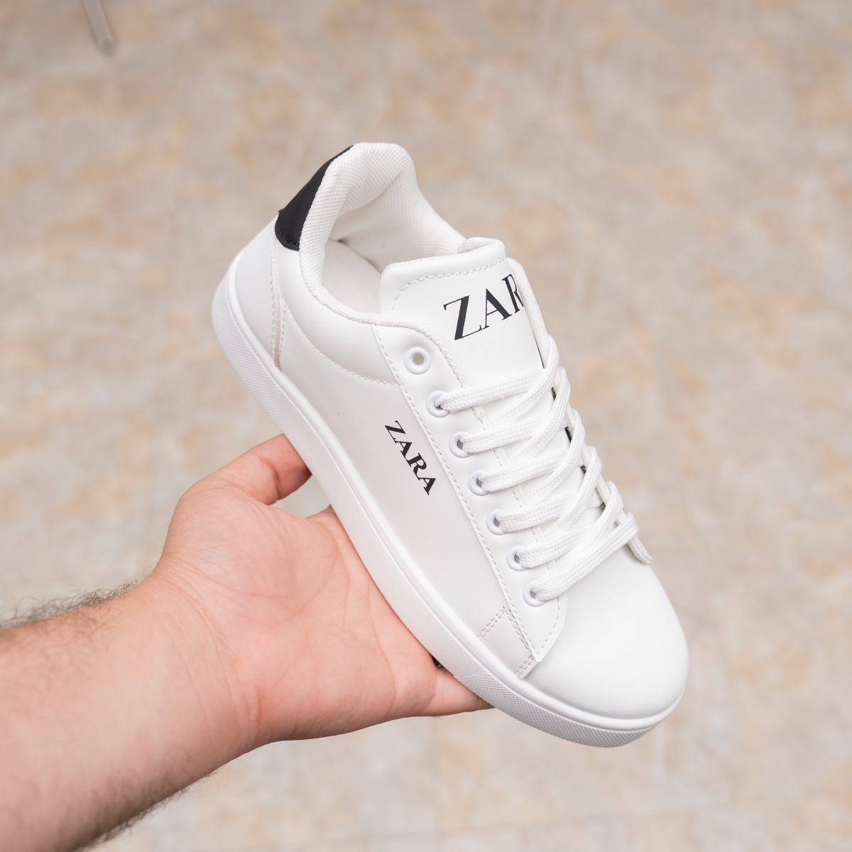 حذاء Zara Sneaker SV83 – لمسة أناقة في كل يوم - الصورة 4