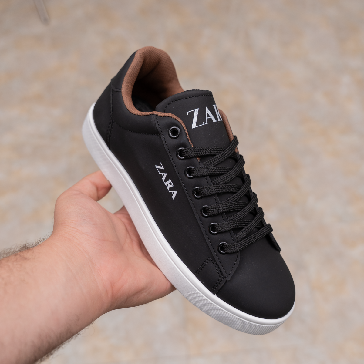 حذاء Zara Sneaker SV83 – لمسة أناقة في كل يوم - الصورة 5
