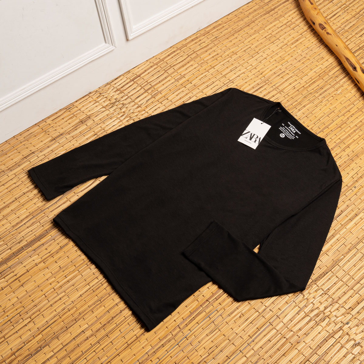 شيرت Zara Basic – البساطة اللي بتتكلم أناقة وجودة - الصورة 3