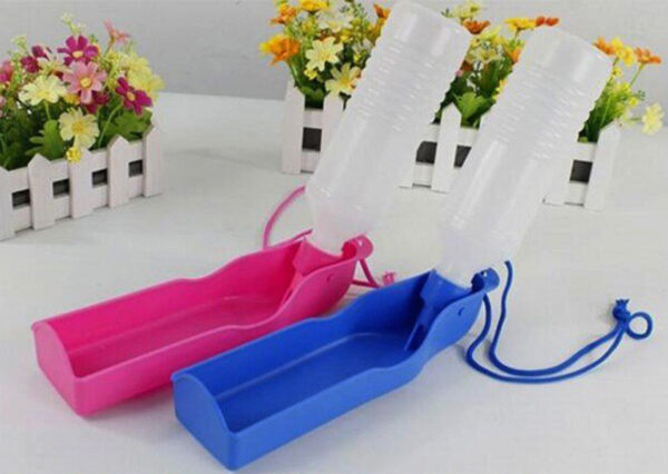 ⁦زمزمية الحيوانات الأليفة القابلة للطي - Portable Pet Feeding Bottle⁩ - الصورة ⁦5⁩