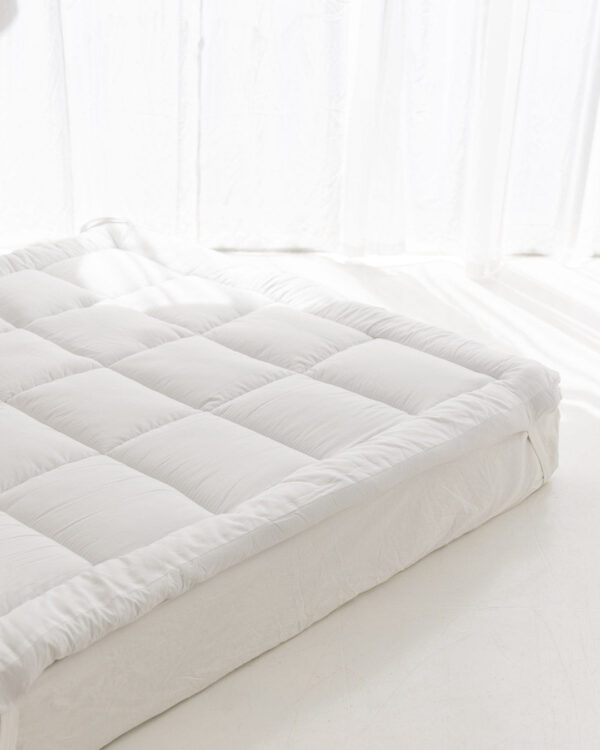 ⁦مرتبة تطرية Mattress Topper: راحة استثنائية ونوم عميق⁩ - الصورة ⁦3⁩