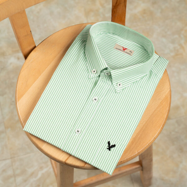 ⁦قميص American Eagle QS2 – لأن الكلاسيك عمره ما بيقدم⁩ - الصورة ⁦9⁩