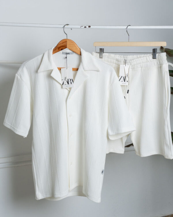 ⁦Jakar Suit طقم قميص وشورت رجالي – ستايل عصري بلمسة ZARA الأنيقة⁩ - الصورة ⁦5⁩