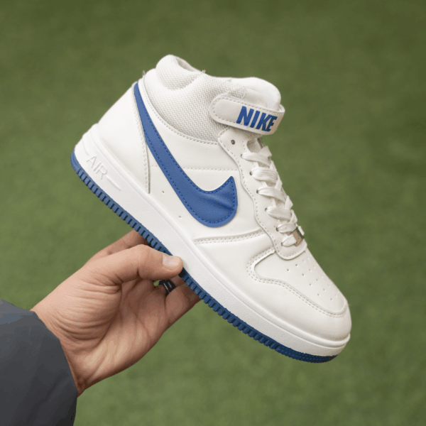 ⁦حذاء NIKE هاف SV2 - خُطواتك الأشيك... راحتك الأذكى⁩ - الصورة ⁦7⁩