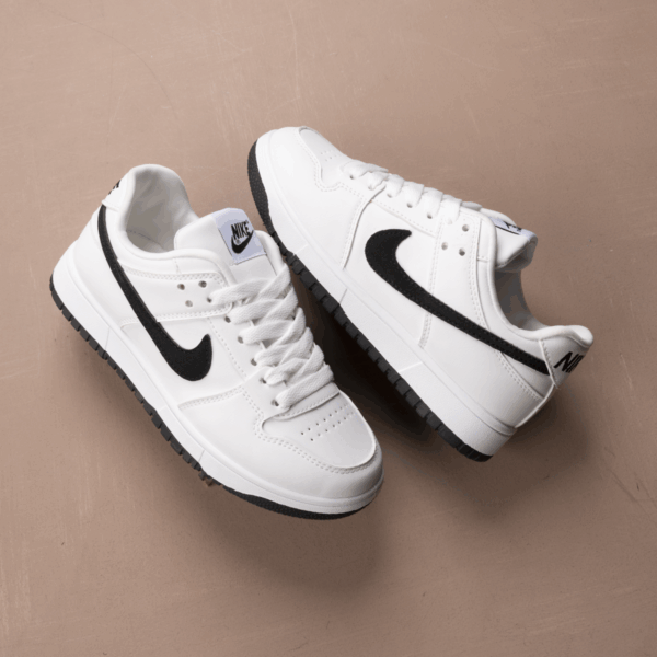 ⁦كوتشي Nike SV7 – خفة وأناقة لكل لحظة في يومك⁩ - الصورة ⁦3⁩