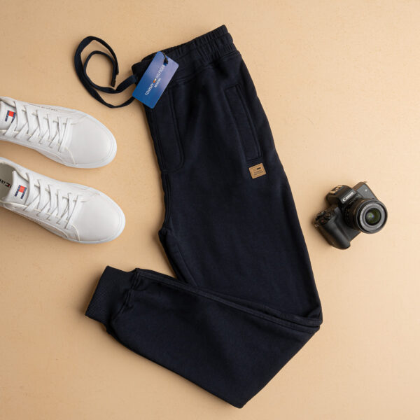 ⁦بنطلون Tommy قطن – راحة تدوم وأناقة عملية⁩ - الصورة ⁦6⁩