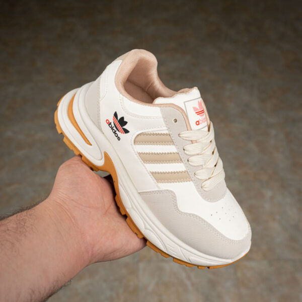 ⁦كوتش adidas حريمي – لمسة أنوثة تجمع بين الشياكة والراحة⁩ - الصورة ⁦8⁩