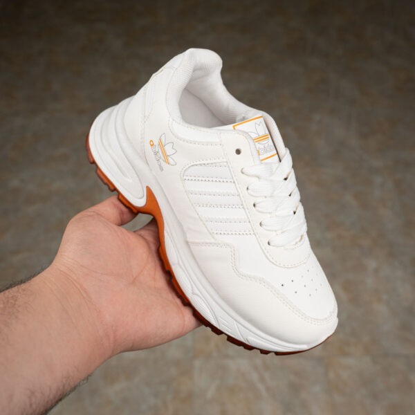 ⁦كوتش adidas حريمي – لمسة أنوثة تجمع بين الشياكة والراحة⁩ - الصورة ⁦7⁩