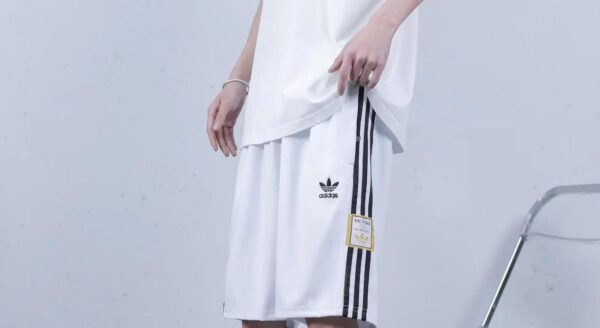 شورت Adidas أوفر سايز – راحة وأسلوب عصري