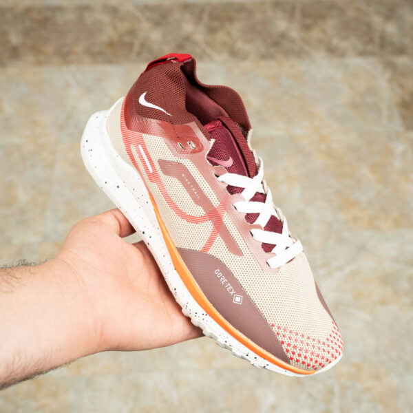 ⁦كوتشي Nike Running vel1 – خفة وأداء بأناقة رياضية⁩ - الصورة ⁦6⁩