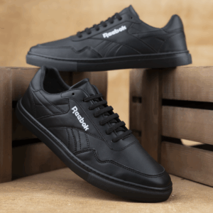 كوتشي فلات REEBOK – راحة يومية بإطلالة رياضية أنيقة