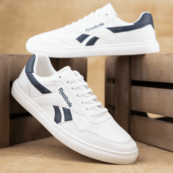 ⁦كوتشي فلات REEBOK – راحة يومية بإطلالة رياضية أنيقة⁩ - الصورة ⁦4⁩