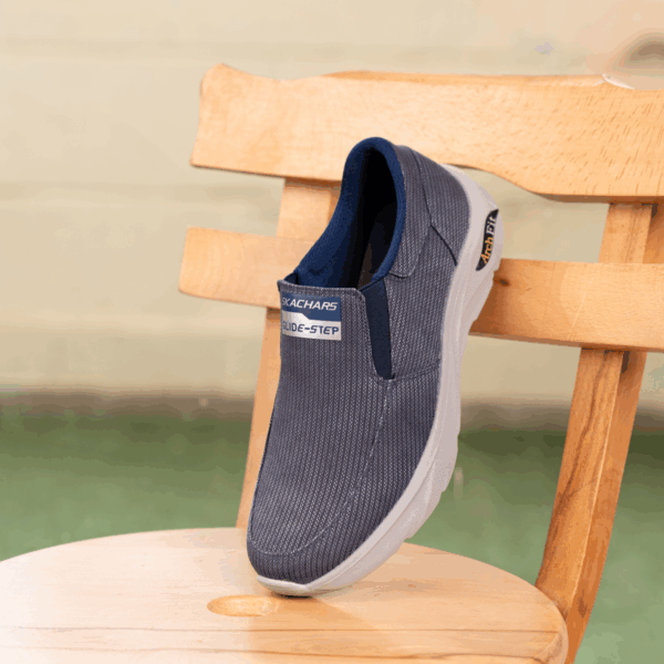 ⁦Glide Step Treco Skechers SV67 – خطوة خفيفة وأداء يدوم⁩ - الصورة ⁦3⁩
