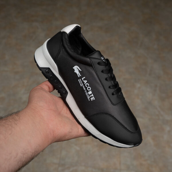 ⁦LaCoste Sneaker SV57 – الأناقة الكلاسيكية بتفاصيل عصرية⁩ - الصورة ⁦5⁩