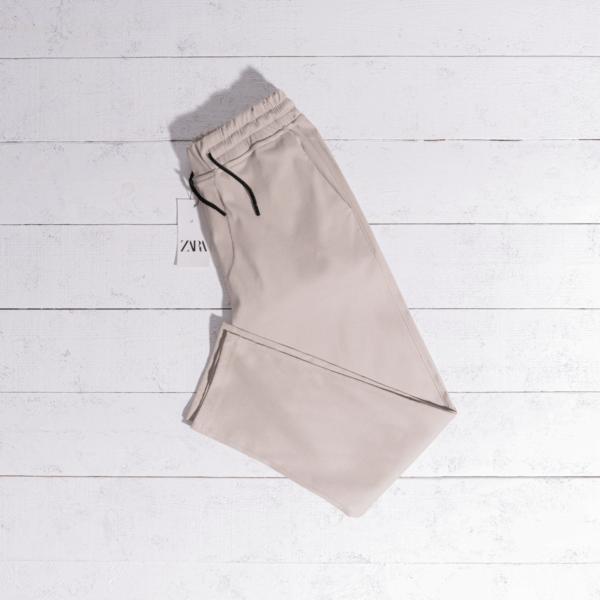 ⁦بنطلون Zara سوفت مستورد – ستايل عصري وراحة عملية⁩ - الصورة ⁦3⁩