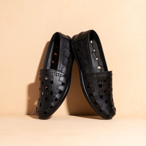 ⁦حذاء Coola Shoes – تصميم صيفي بجلد طبيعي ولمسة عصرية⁩ - الصورة ⁦2⁩
