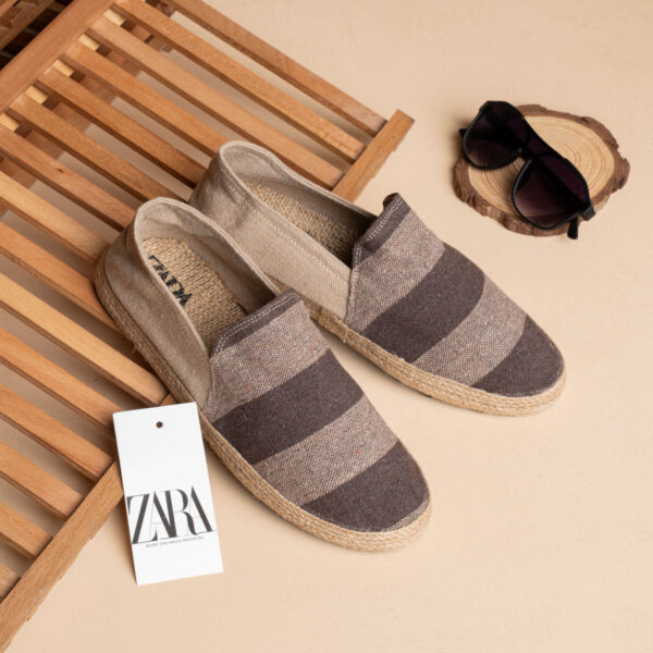 ⁦حذاء Zara SV42 بدون رباط – ستايل صيفي عملي وأنيق⁩ - الصورة ⁦7⁩