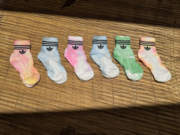 شراب Adidas Color Half – لمسة ألوان جريئة لصيف مختلف