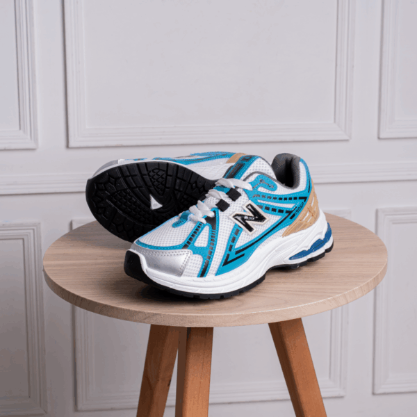 ⁦كوتشي New Balance حريمي – ستايل عصري لكل يوم⁩ - الصورة ⁦5⁩