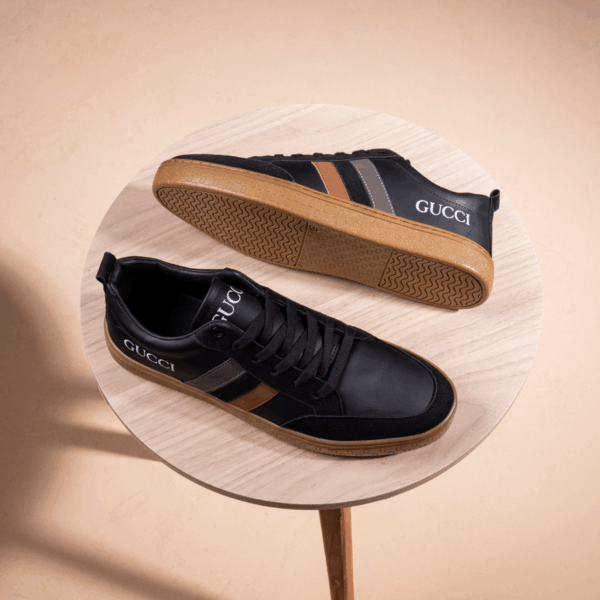 ⁦Sneakers Gucci SV73 – فخامة جووتشي في كل مشوار⁩ - الصورة ⁦2⁩