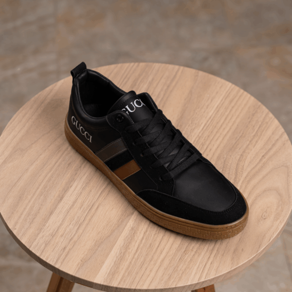 ⁦Sneakers Gucci SV73 – فخامة جووتشي في كل مشوار⁩ - الصورة ⁦4⁩