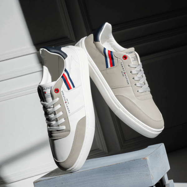 Tommy Sneaker SV74 – استايل عصري بأناقة تومي