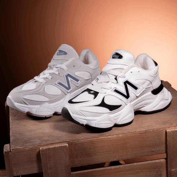 حذاء New Balance SV77 – أناقة مريحة بتفاصيل عملية