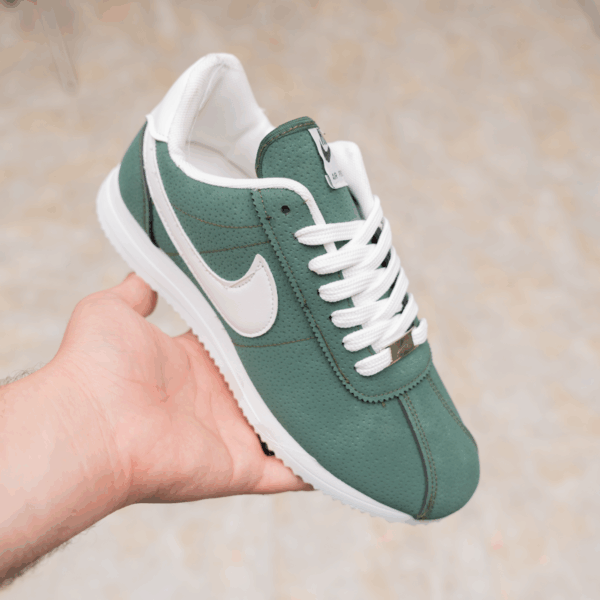 ⁦حذاء Nike Cortez SV87 – أناقة رياضية بتصميم كلاسيكي يدوم⁩ - الصورة ⁦13⁩