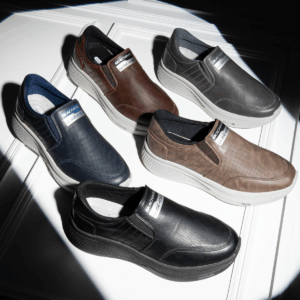 سكيتشر Glide Step Leather Skechers SV66 – قوة الجلد وأناقة